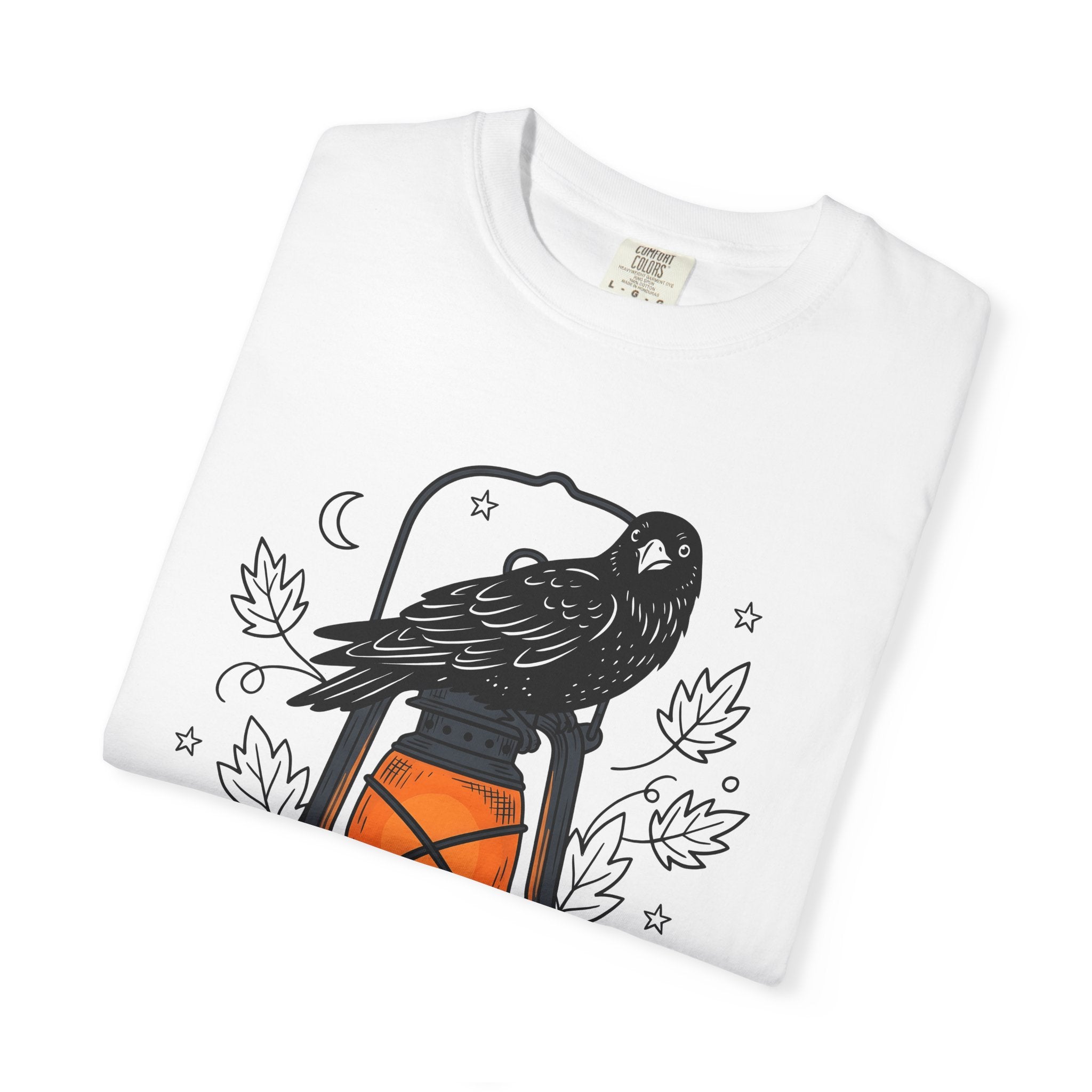 Blackbird Lantern Shirt Halloween Eerie Gift Women Flat Graphic Tee Lantern T-Shirt Spooky Fan Spooky Graphic Tshirt Rustic Fall Leaves