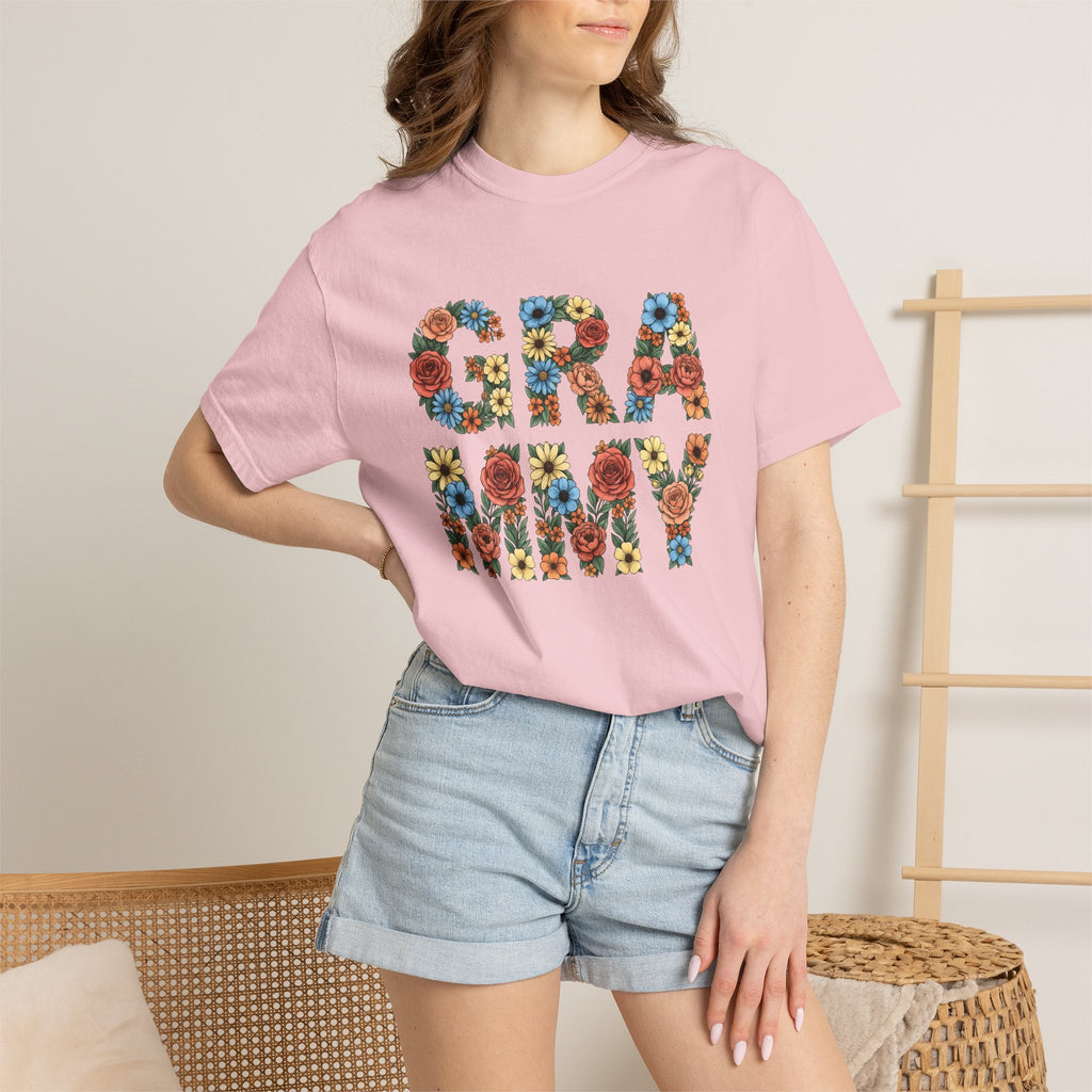 Flower Initials Shirt Grandma Wrap Gift Women Line Art Tee Monogram T-Shirt Nana Enthusiast Illustration Graphic Cartoon Rose Petals Tshirt