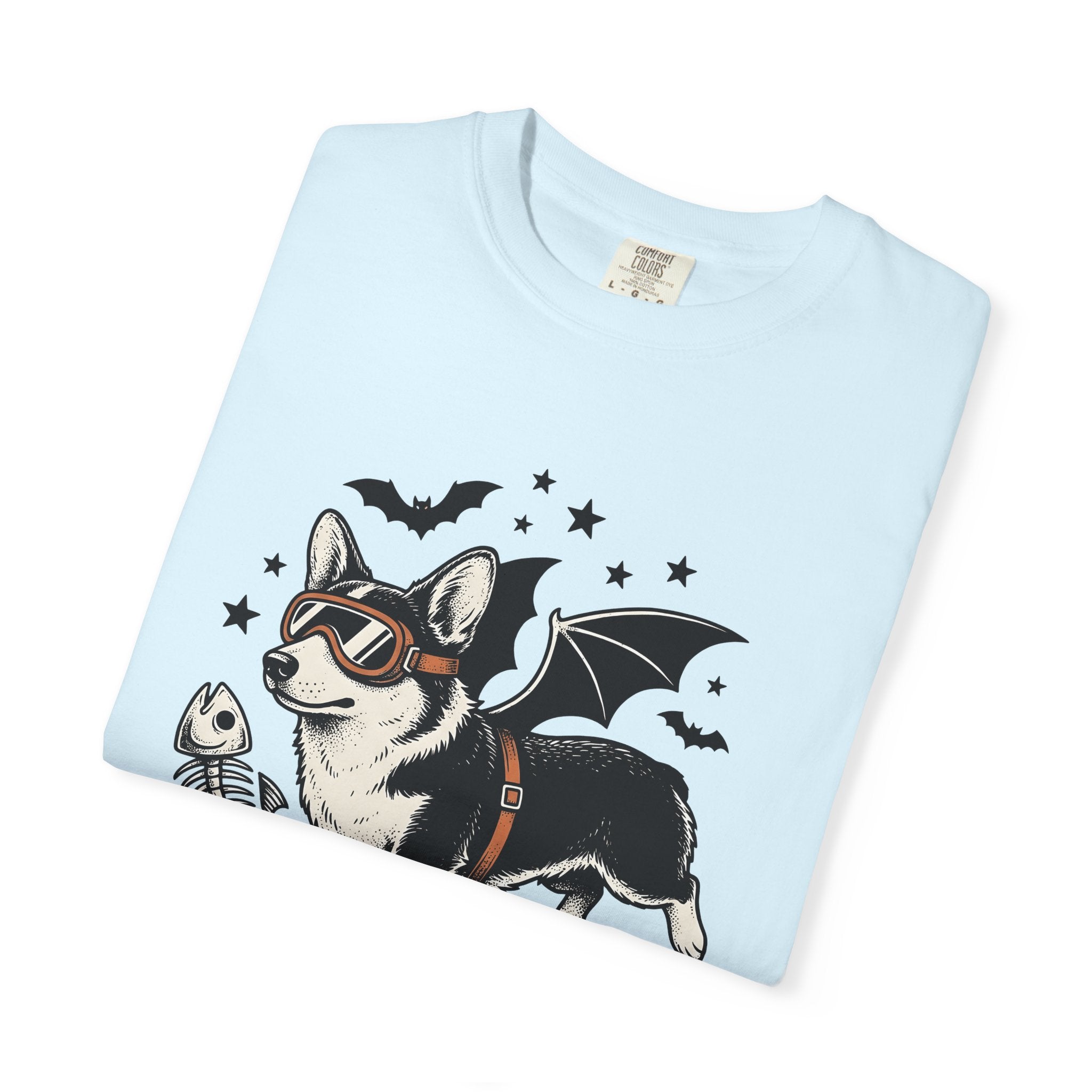Corgi Bat Wings Shirt Halloween Animal Gift Women Neo Traditional Tee Pembroke Welsh Corgi T-Shirt Spooky Fan Tattoo Tshirt Creature Graphic