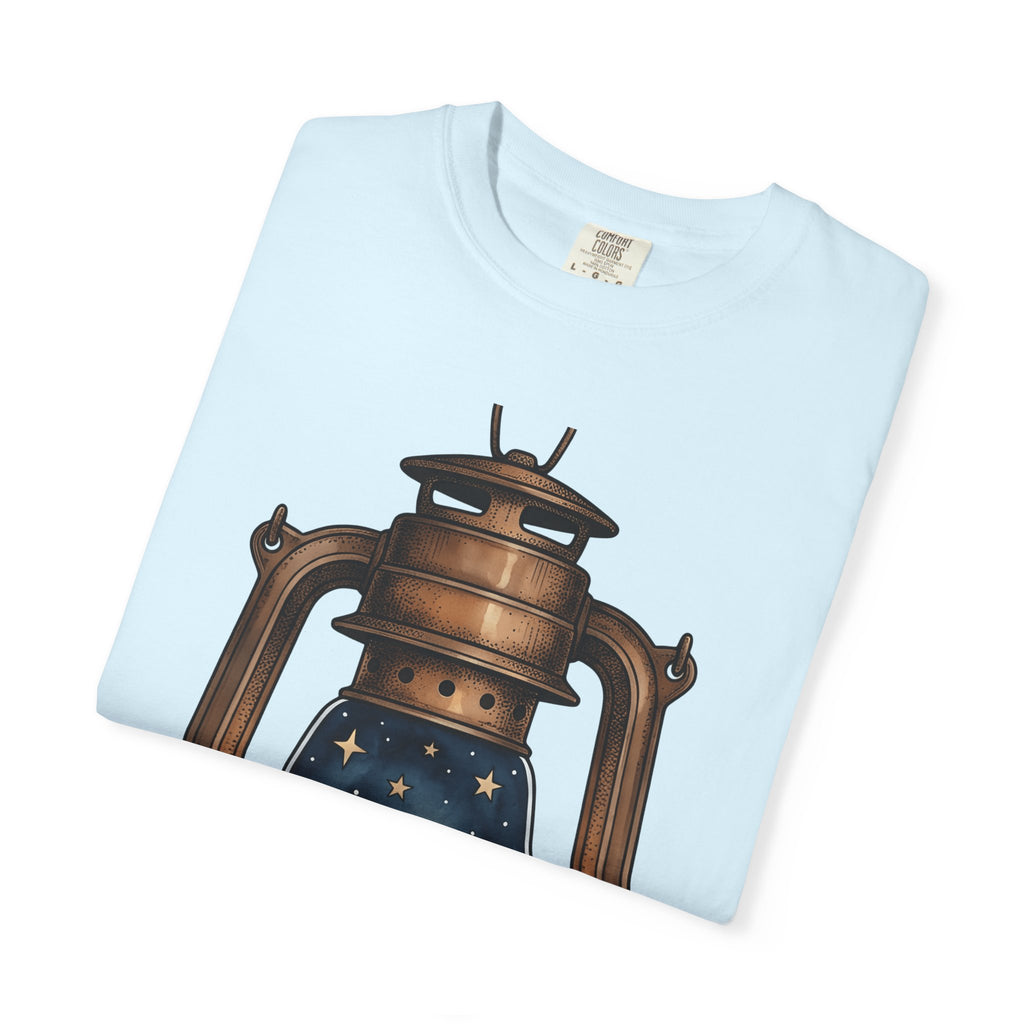 Antique Lantern Shirt Camping Nature Gift Women Cartoon Tee Lamp T-Shirt Camper Fan Lantern Tshirt Wilderness Graphic Pastel Campfire Tshirt