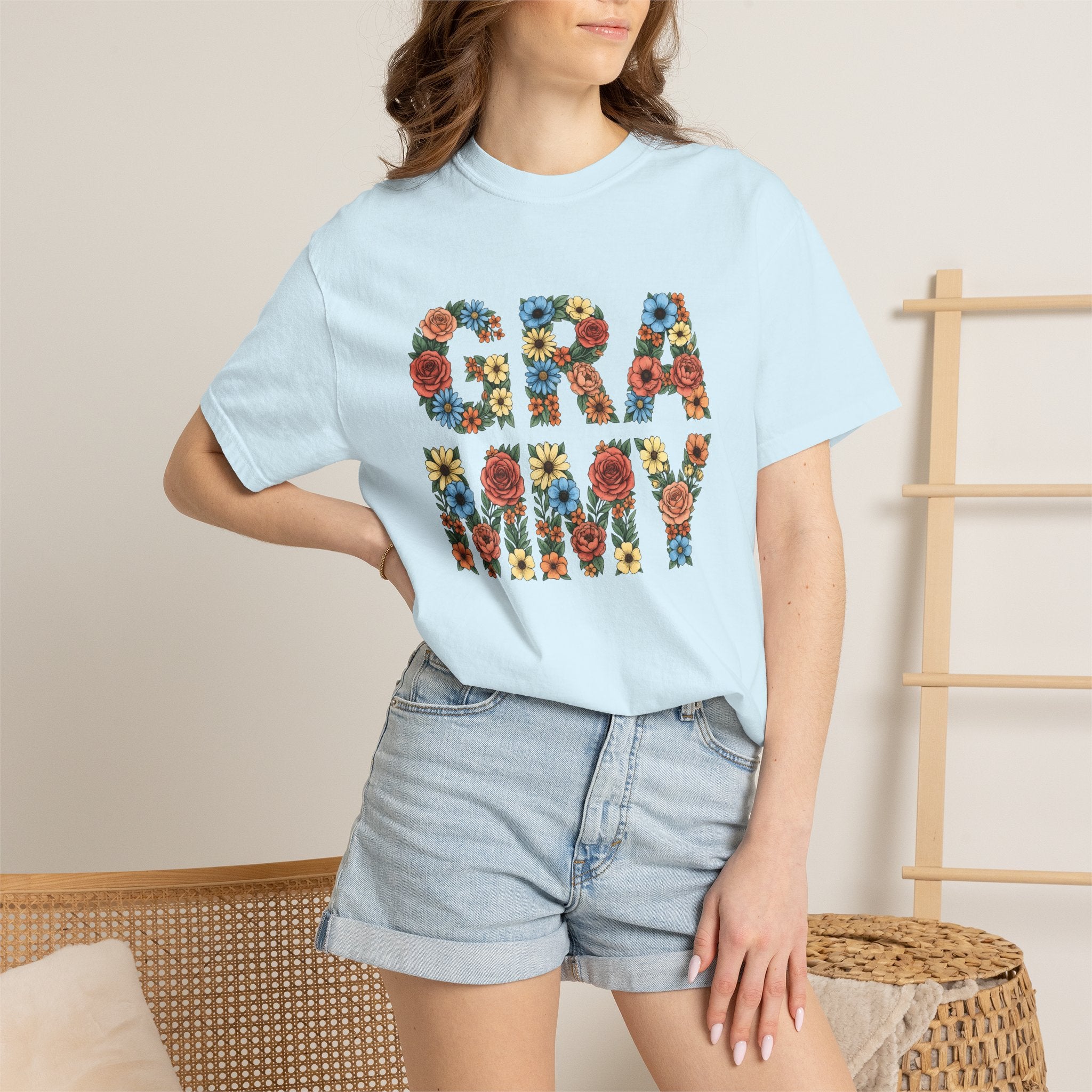 Flower Initials Shirt Grandma Wrap Gift Women Line Art Tee Monogram T-Shirt Nana Enthusiast Illustration Graphic Cartoon Rose Petals Tshirt