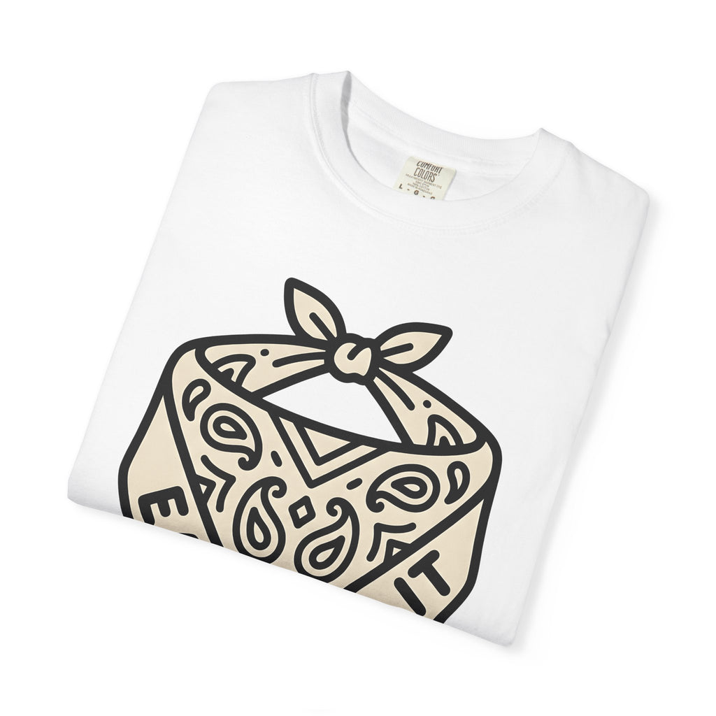 Bandana Graphic Shirt Cowgirl Rodeo Gift Women Western Tee Bandana T-Shirt Cowgirl Fan Western Art Tshirt Rodeo Graphic Minimalist Paisley