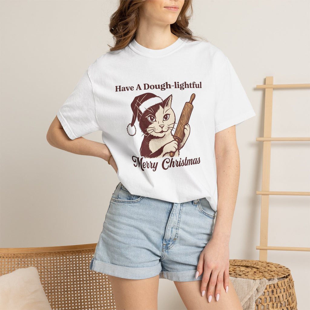 Kitty Santa Hat Shirt Cat Holiday Gift Women Retro Tee Cat Lady T-Shirt Cat Fan Vintage Tshirt Christmas Graphic Sketch Pastry Roller Tshirt