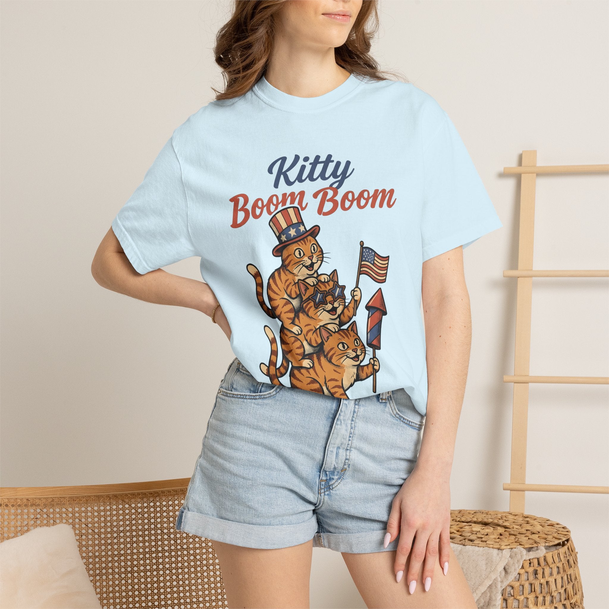 Patriotic Cats Shirt America Cat Gift Women Vintage Tee Kitty Cat T-Shirt Independence Day Fan Feline Tshirt Retro Tshirt Cat Graphic Hand