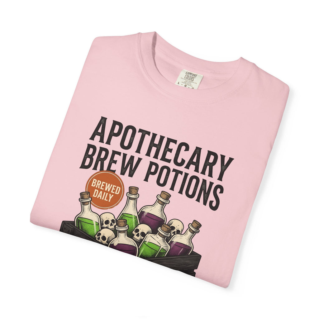 Potion Bottles Crate Shirt Halloween Gothic Gift Women Vintage Tee Apothecary Chest T-Shirt Horror Fan Retro Tshirt Dark Graphic Hand Drawn