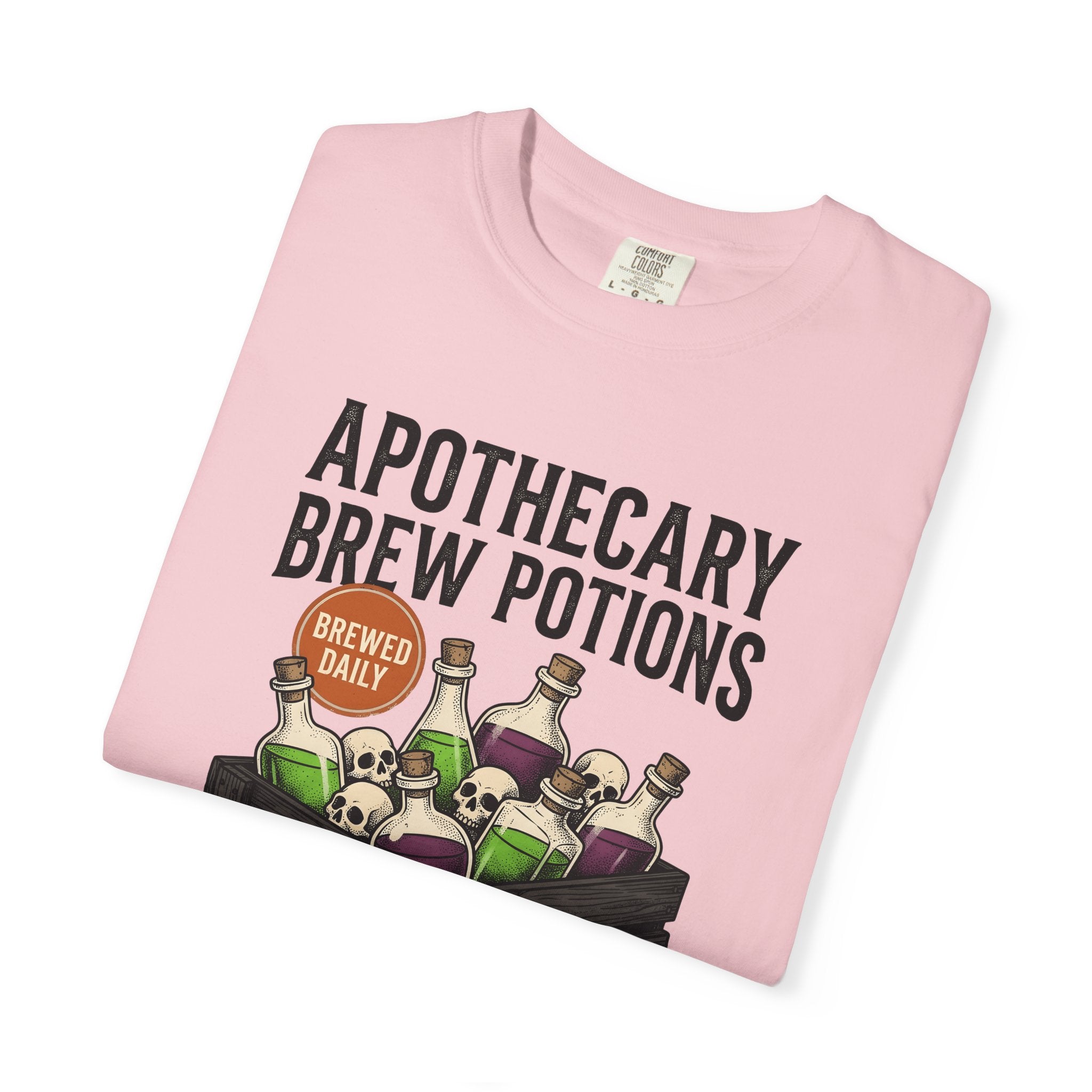Potion Bottles Crate Shirt Halloween Gothic Gift Women Vintage Tee Apothecary Chest T-Shirt Horror Fan Retro Tshirt Dark Graphic Hand Drawn