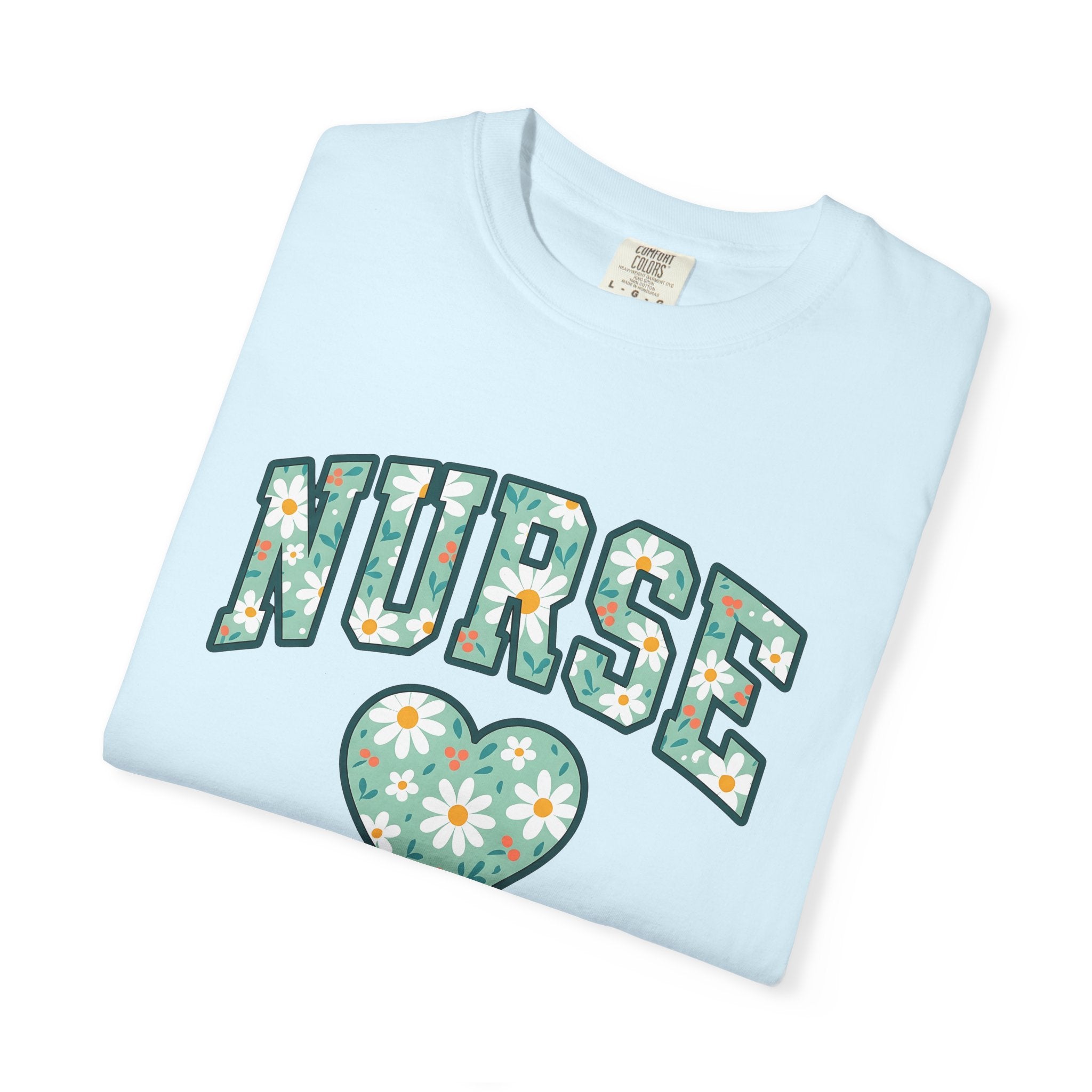 Blossom Heart Shirt Nurse Plants Gift Women Graphic Tee Heart T-Shirt Healthcare Enthusiast Illustration Design Floral Graphic Classic Daisy