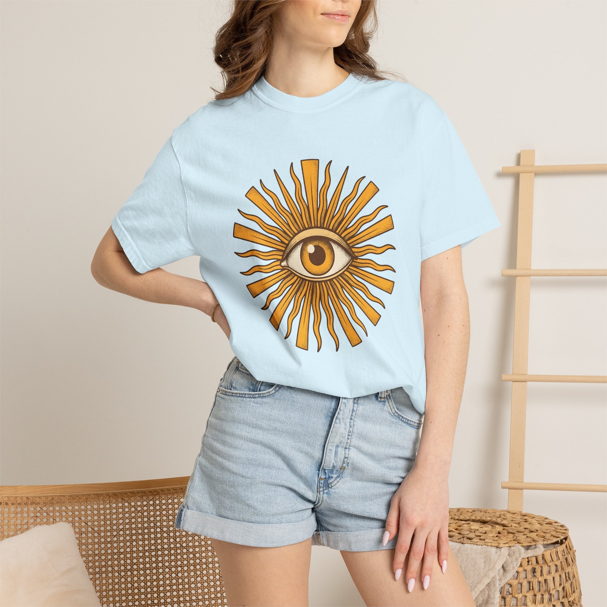 Sun Eye Shirt Boho Spiritual Gift Women Hippie Tee Sun T-Shirt Bohemian Enthusiast Psychedelic Tshirt Mystical Graphic Retro Beams Tshirt