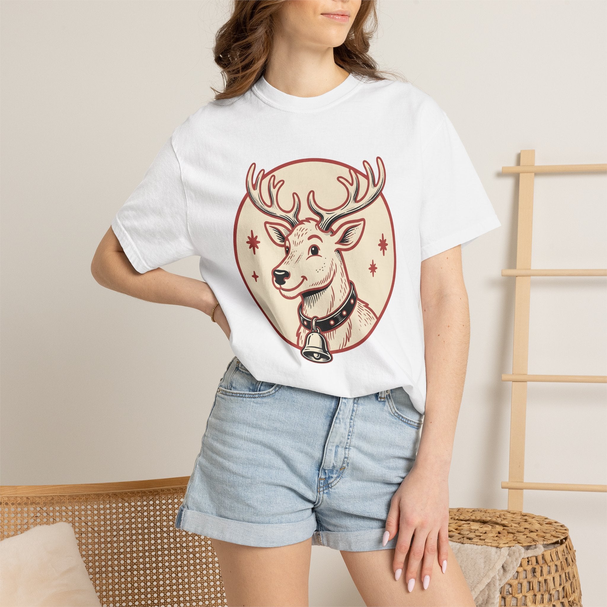 Reindeer Illustration Shirt Christmas Wildlife Gift Women Retro Tee Caribou T-Shirt Xmas Fan Vintage Tshirt Animal Graphic Sketch Jingle