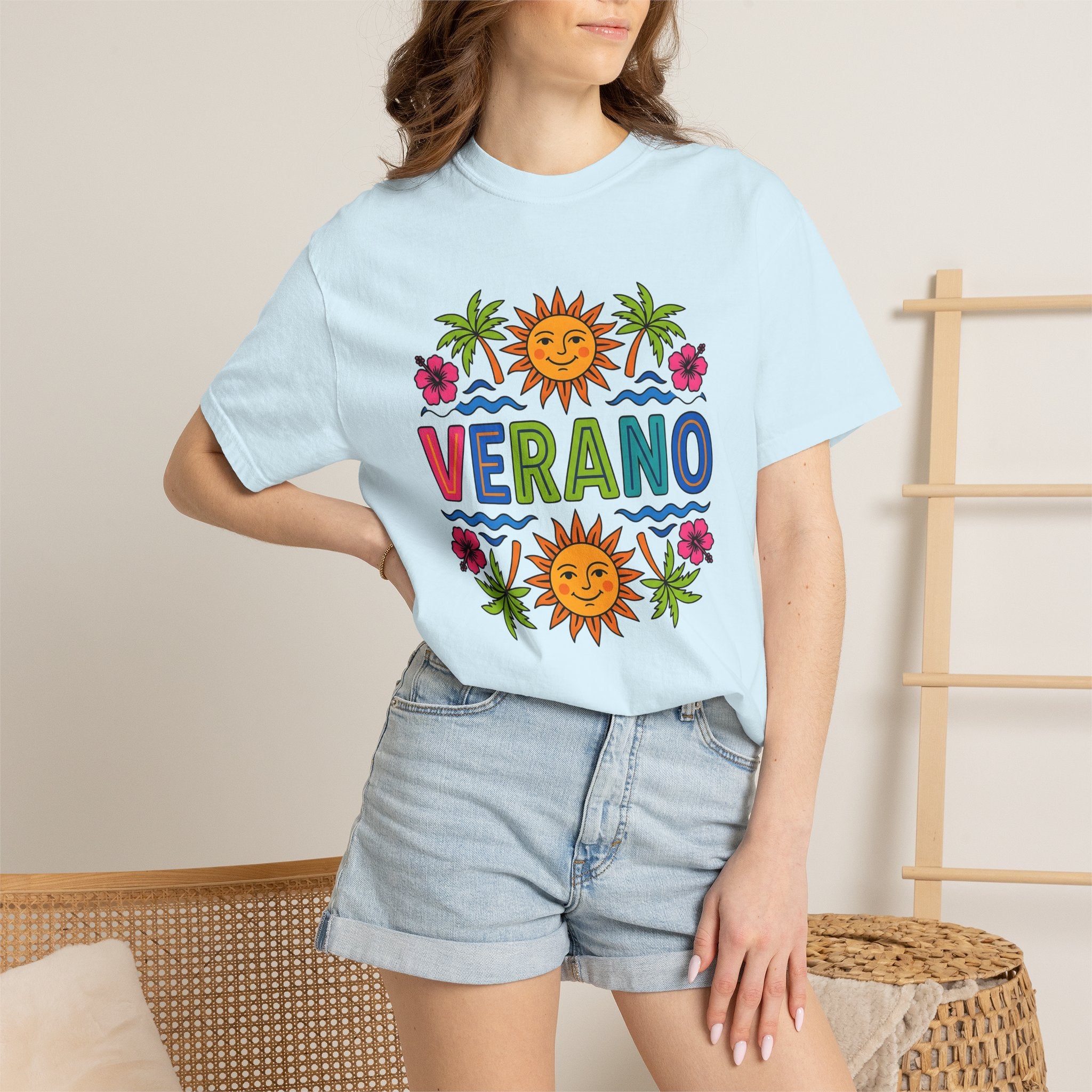 Cheerful Sun Shirt Summer Holiday Gift Women Saturated Tee Sunshine T-Shirt Summer Fan Vibrant Tshirt Vacation Graphic Classic Tropical Tree