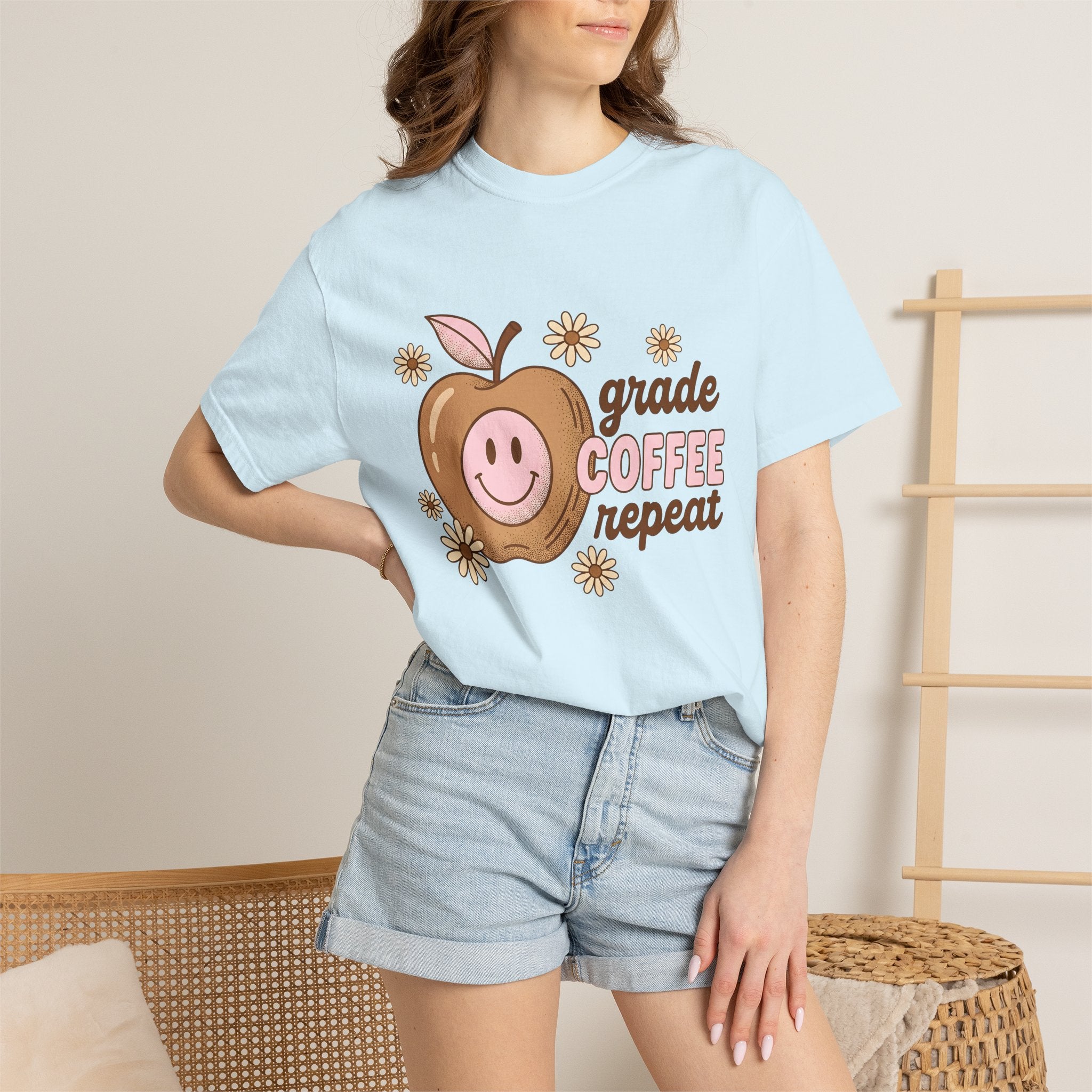 Cheerful Apple Shirt Teacher Mocha Gift Women Hand Drawn Tee Fruit T-Shirt Educator Enthusiast Coffee Tshirt Caffeinated Graphic Nostalgic