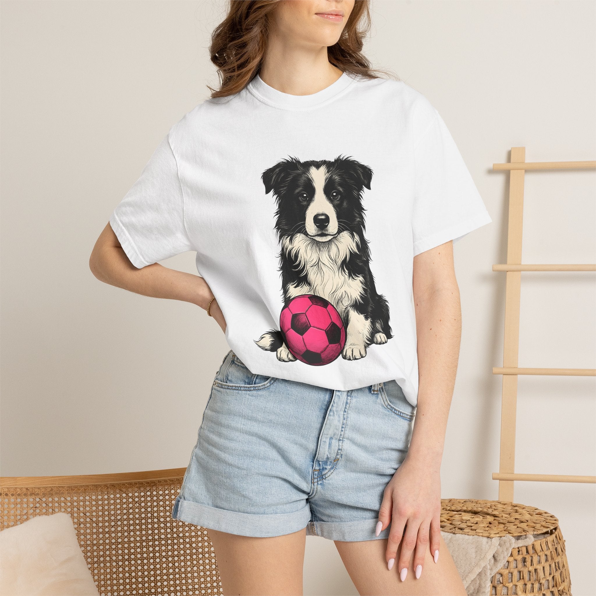 Border Collie Shirt Dog Sports Gift Women Hand Drawn Tee Collie T-Shirt Dog Fan Illustrated Graphic Tshirt Vintage Soccer Ball Tshirt