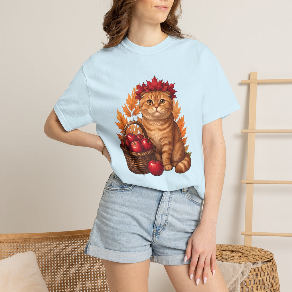 Orange Kitten Shirt Cat Harvest Gift Women Cartoon Tee Kitten T-Shirt Cat Fan Feline Tshirt Autumn Graphic Doodle Apple Crate Tshirt