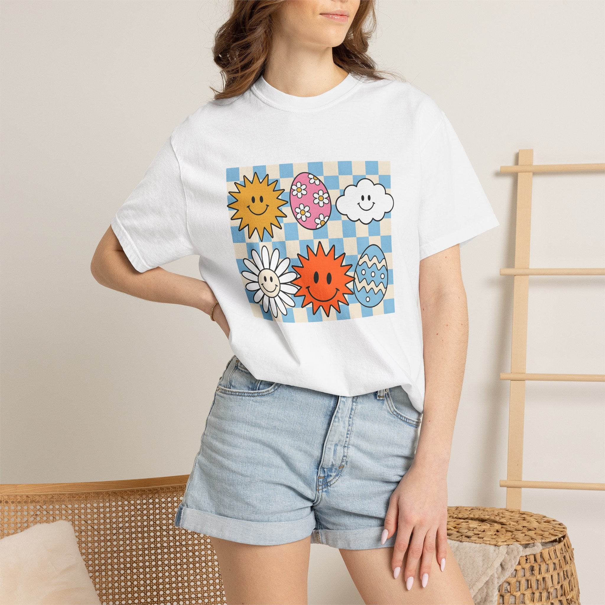 Smiley Faces Shirt Easter Spring Gift Women Cartoon Tee Emoticon T-Shirt Easter Fan Comic Tshirt Spring Design Retro Easter Eggs Tshirt