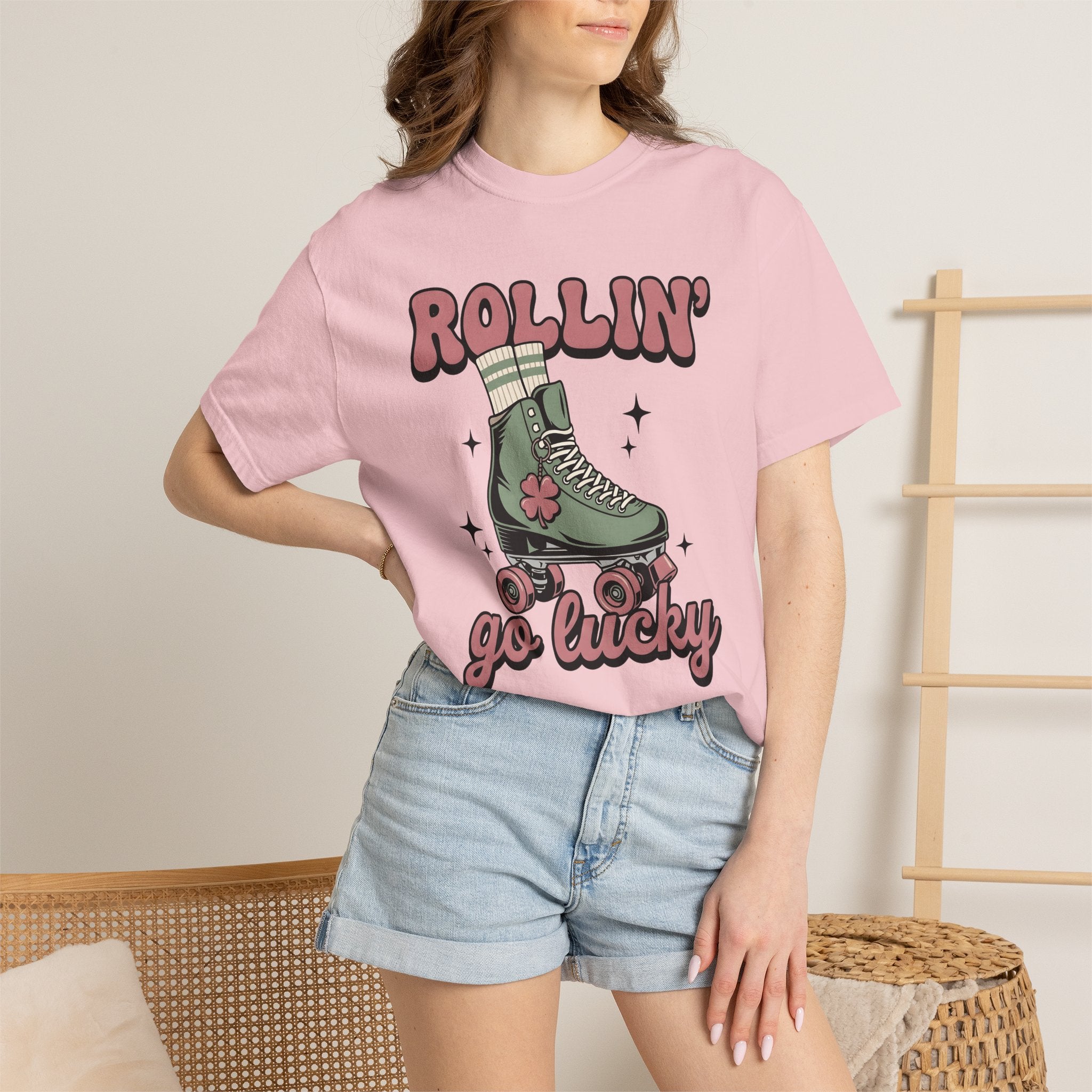 Roller Skate Shirt St Patrick's Day Roller Skates Gift Women Retro Tee Skateboard T-Shirt Patrick's Day Enthusiast Retro Tshirt Skating