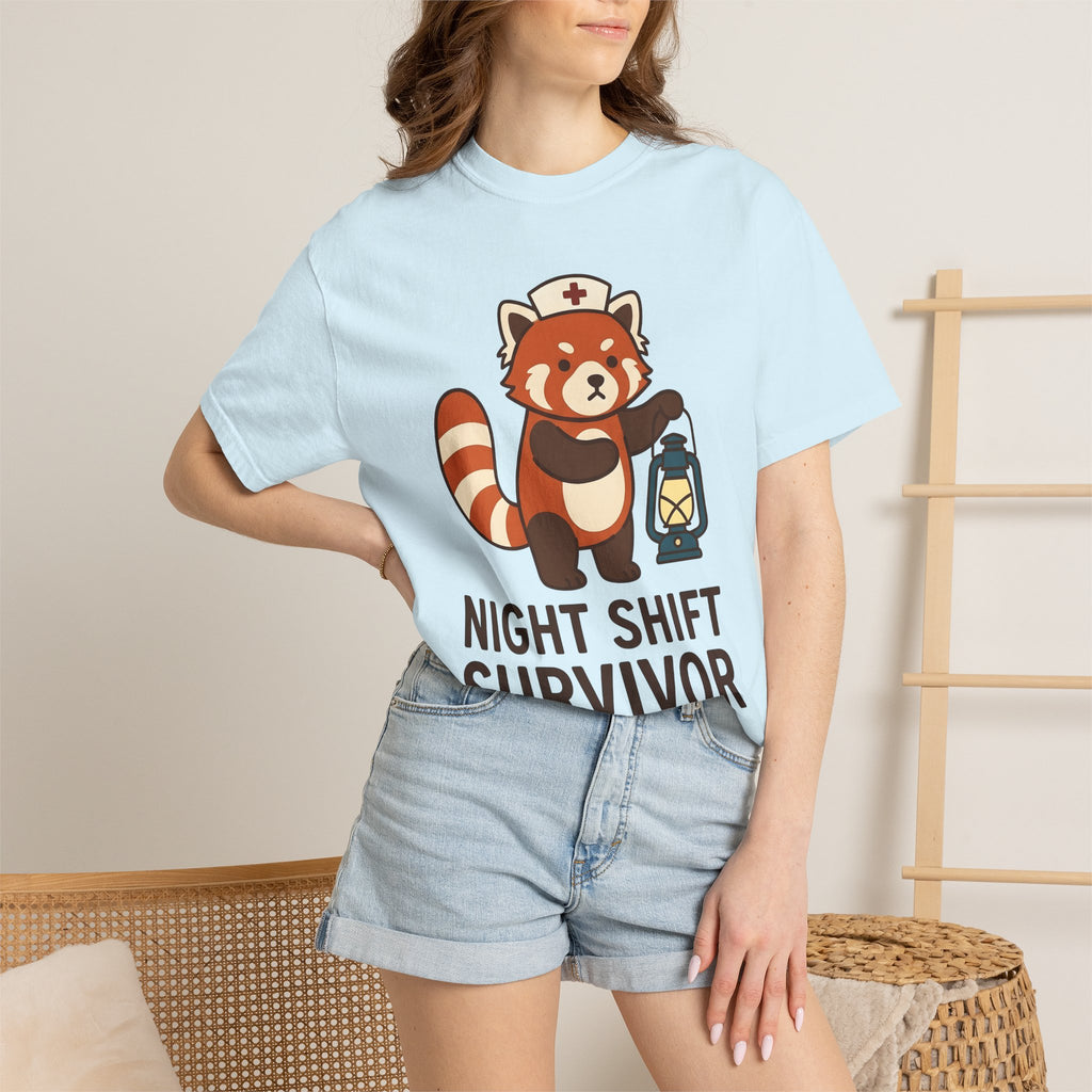 Red Panda Nurse Shirt Nurses Wildlife Gift Women Chibi Tee Panda T-Shirt Nurse Enthusiast Cartoon Tshirt Animal Graphic Animation Lantern