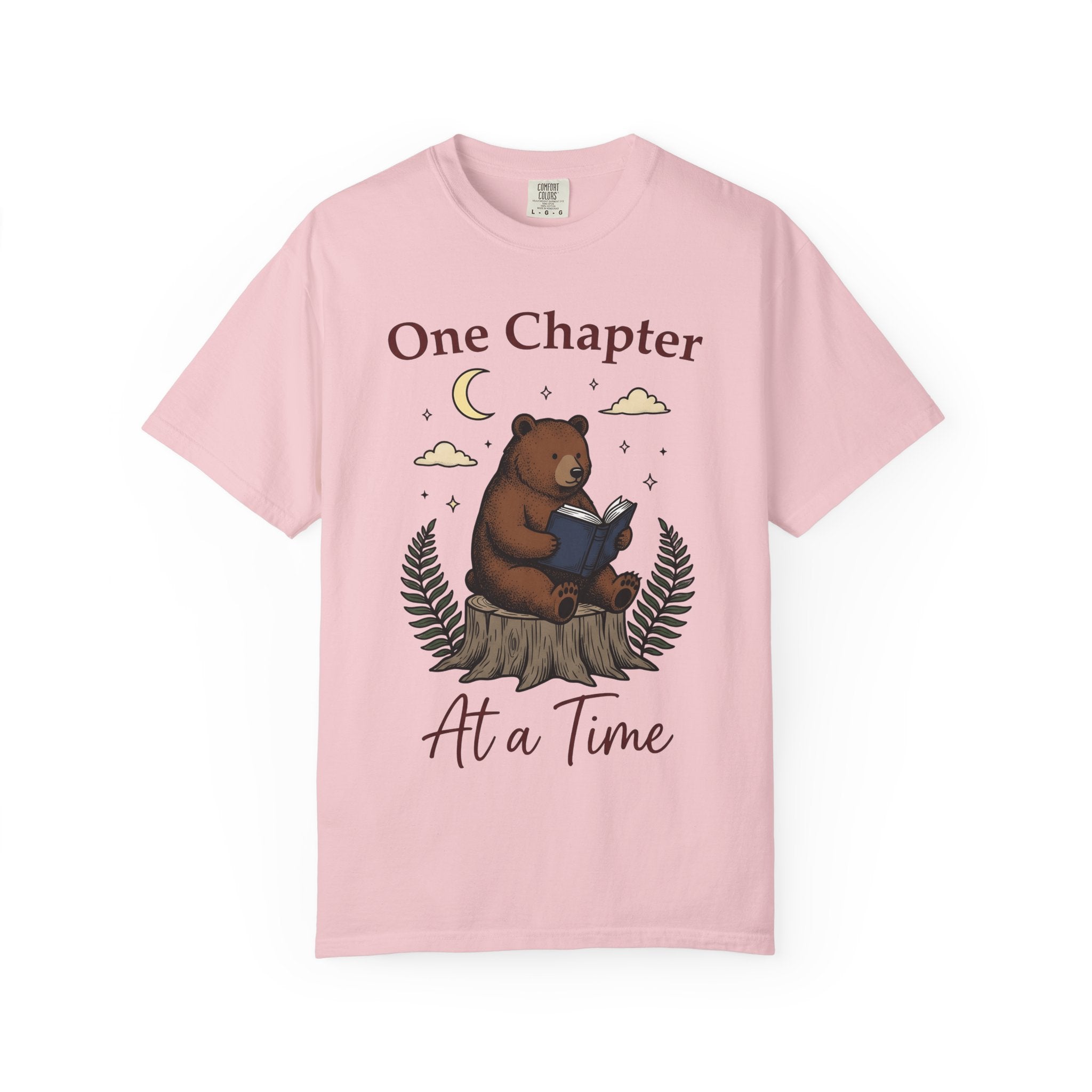 Bear Reading Shirt Book Creatures Gift Women Playful Tee Teddy T-Shirt Bibliophile Fan Cute Tshirt Animal Graphic Classic Moonlight Tshirt