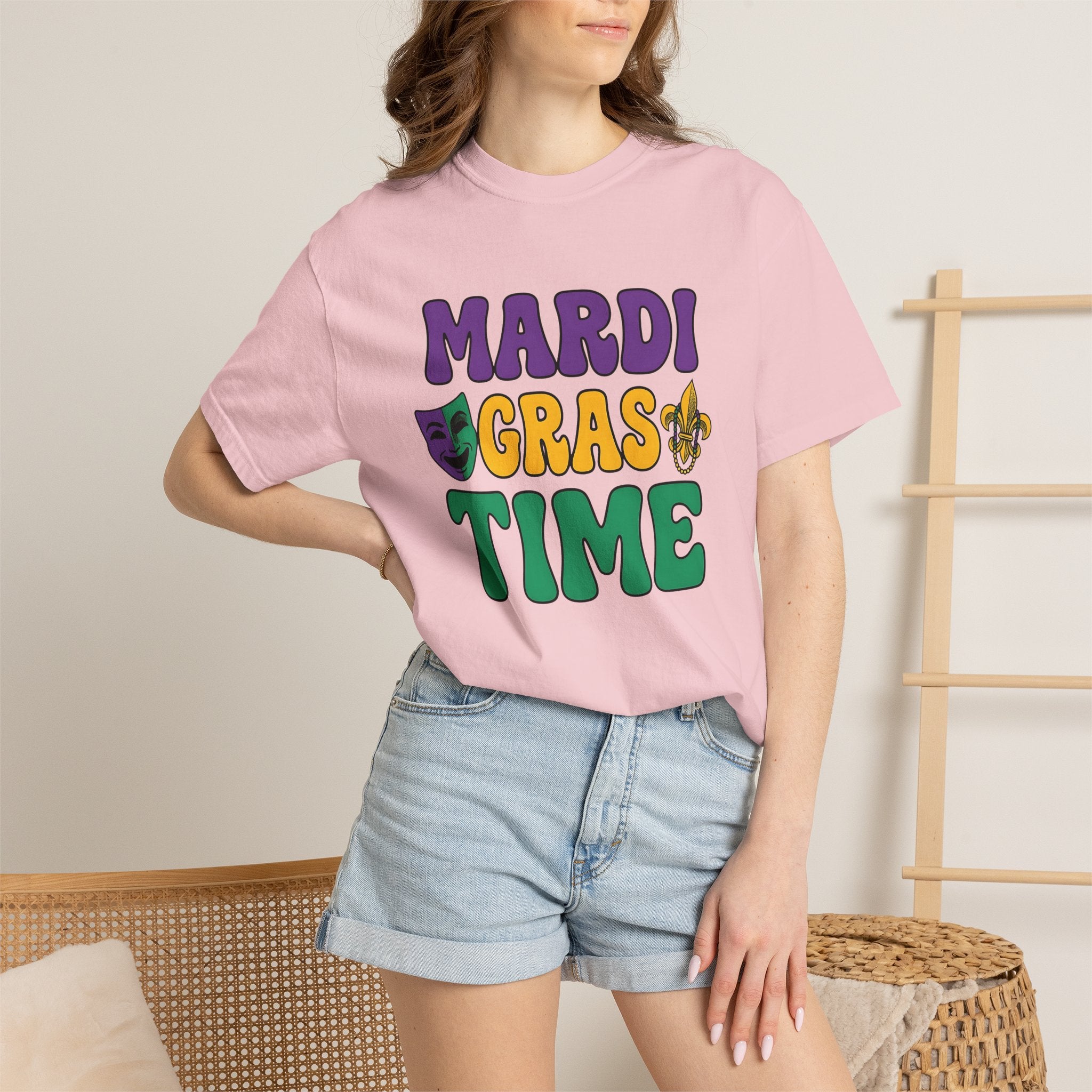 Carnival Mask Shirt Mardi Gras Celebration Gift Women Vibrant Tee Masquerade T-Shirt Carnival Fan Mask Tshirt Party Graphic Vintage Lily