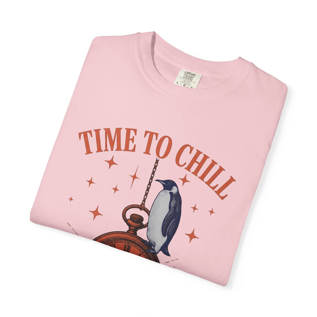 Penguin Pocket Watch Shirt Holiday Animal Gift Women Vintage Tee Timepiece T-Shirt Christmas Fan Retro Tshirt Wildlife Graphic Hand Drawn