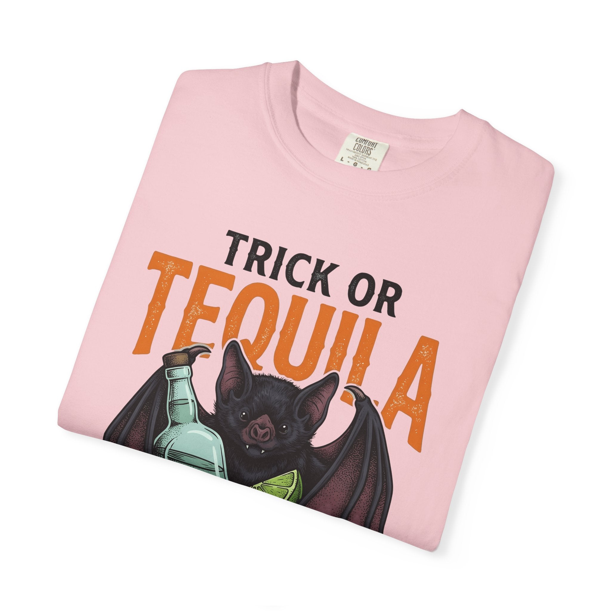 Bat Alcohol Bottle Shirt Halloween Festivity Gift Women Old School Tee Liquor Bottle T-Shirt Spooky Fan Booze Graphic Tshirt Doodle Lemon