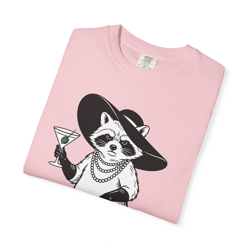 Raccoon Drink Shirt Cute Wildlife Gift Women Comic Tee Trash Panda T-Shirt Adorable Fan Cartoon Tshirt Animal Graphic Retro Cap Tshirt