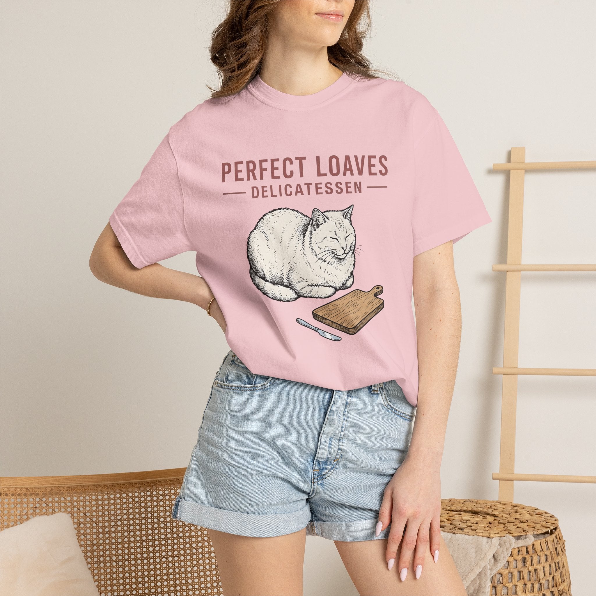 Loaf Cat Shirt Cat Foodie Gift Women Hand Drawn Tee Kitty Cat Lady T-Shirt Cat Fan Illustrated Graphic Tshirt Vintage Cutting Board Tshirt