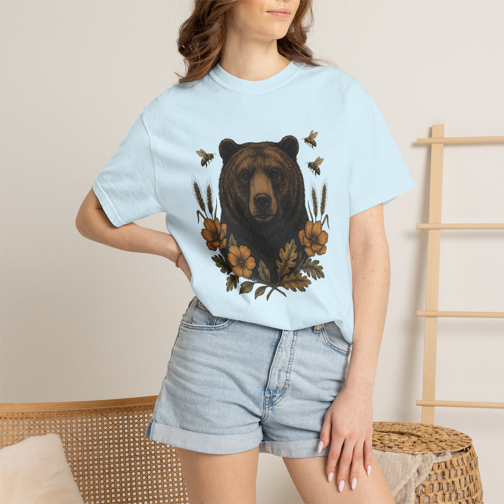 Bear Floral Shirt Animals Nature Gift Women Vintage Tee Ursa T-Shirt Wildlife Fan Retro Tshirt Environmental Graphic Hand Drawn Bees Tshirt
