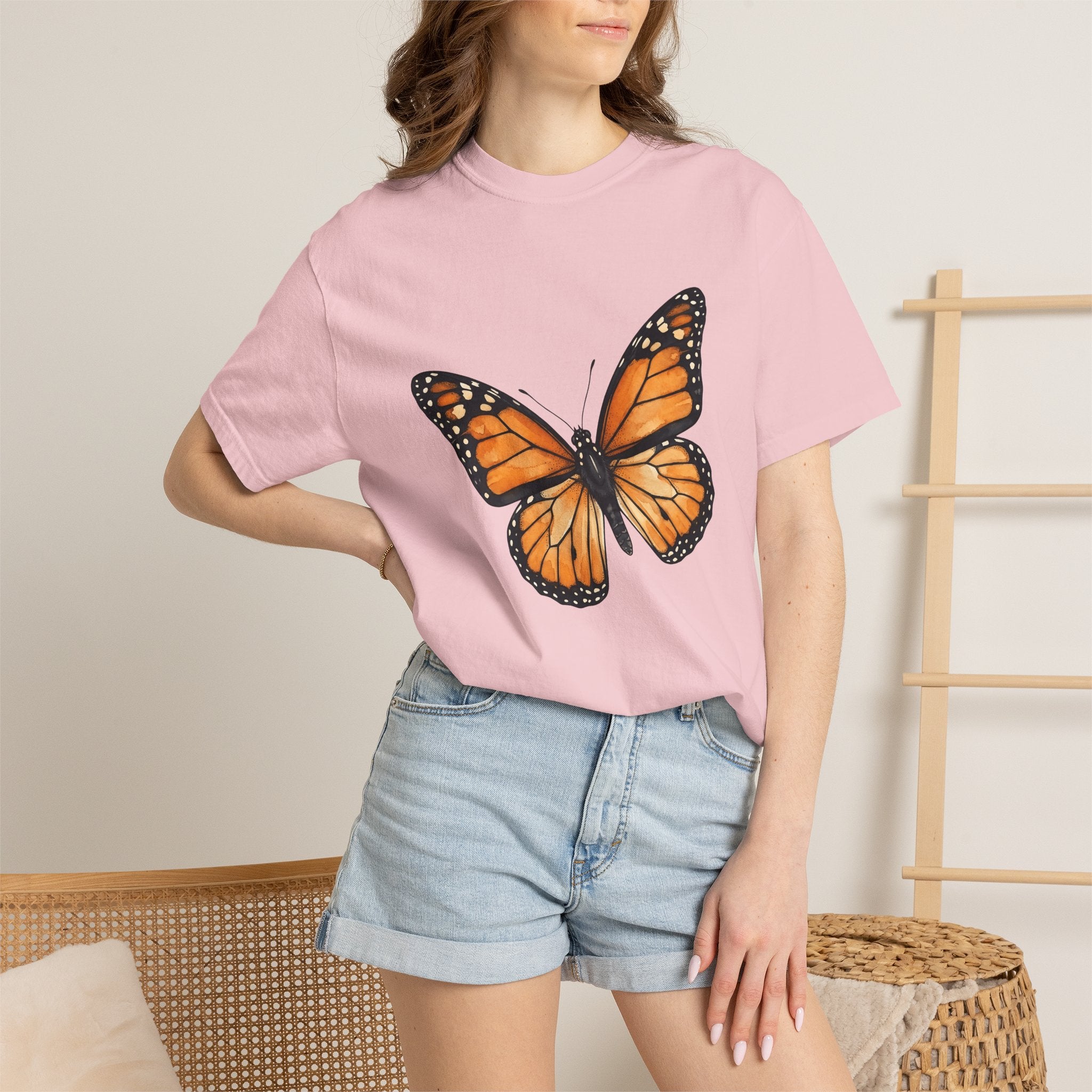 Monarch Butterfly Shirt Animals Wildlife Gift Women Watercolor Tee Butterfly T-Shirt Animal Fan Watercolour Tshirt Wildlife Graphic Simple