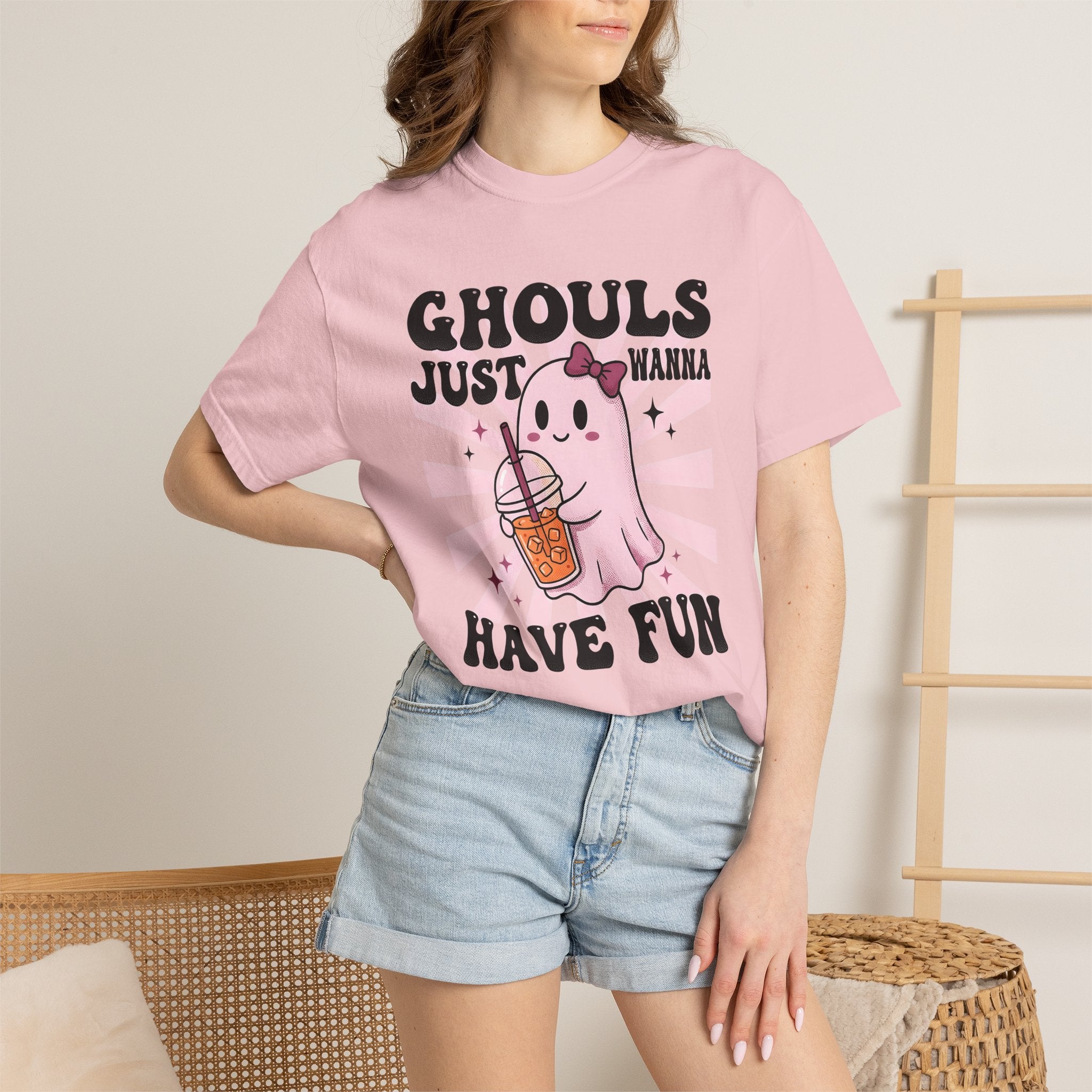 Spooky Bubble Tea Shirt Halloween Sweet Gift Women Cute Tee Boba T-Shirt Horror Fan Kawaii Tshirt Dessert Graphic Vintage Ribbon Tshirt