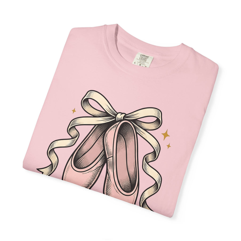 Dance Slippers Shirt Dance Mom Tutu Gift Women Line Art Tee Ballet Shoes T-Shirt Dance Mom Enthusiast Minimalist Tshirt Ballet Skirt Graphic