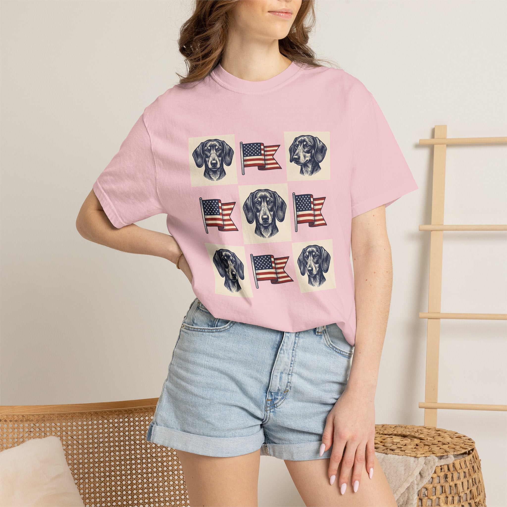 Dachshund Dog Shirt Dog Patriotic Gift Women Vintage Tee Wiener Dog T-Shirt Dog Fan Doodle Tshirt Star Spangled Graphic Retro American Flag