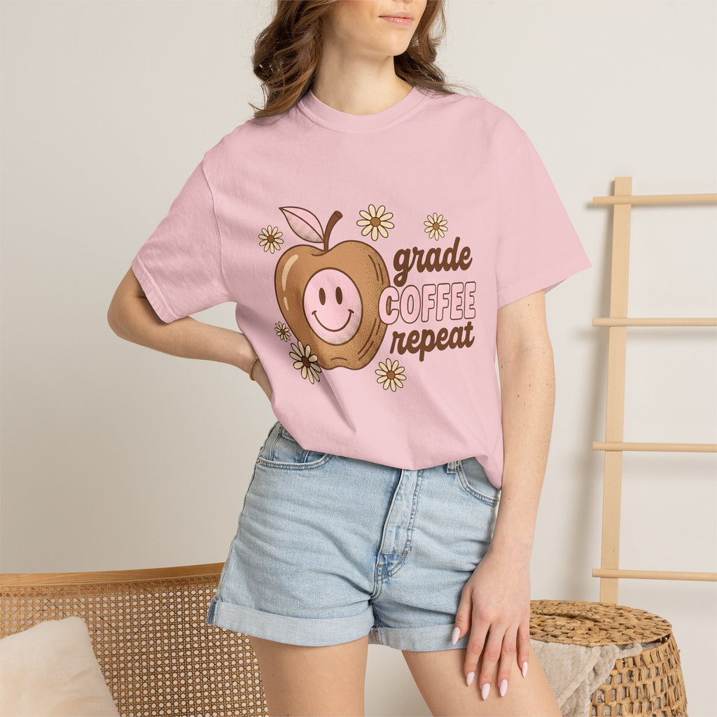 Cheerful Apple Shirt Teacher Mocha Gift Women Hand Drawn Tee Fruit T-Shirt Educator Enthusiast Coffee Tshirt Caffeinated Graphic Nostalgic