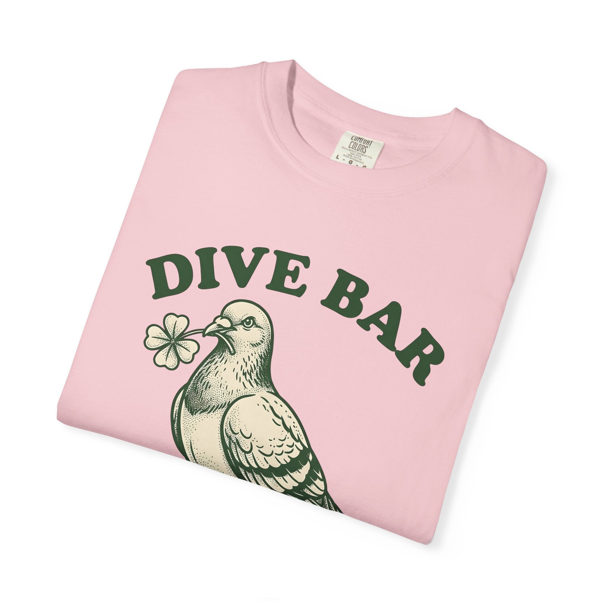 Pigeon Shamrock Shirt St Patrick's Day Liquor Gift Women Rustic Tee Dove T-Shirt St Patricks Fan Vintage Tshirt Cocktail Graphic Line Art