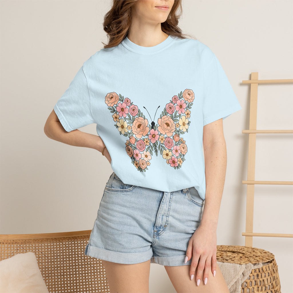 Flower Butterfly Shirt Easter Bouquet Gift Women Rustic Tee Butterfly T-Shirt Spring Fan Floral Tshirt Vintage Design Paint Rose Tshirt