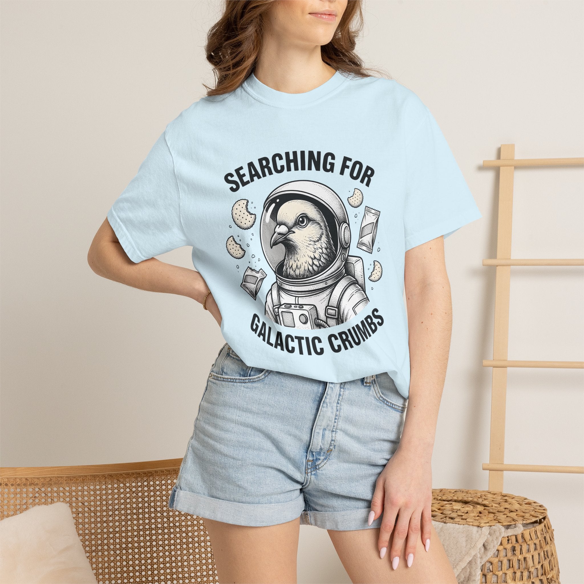 Space Bird Shirt Funny Pet Gift Women Cartoon Tee Bird T-Shirt Humor Fan Comic Tshirt Animal Graphic Retro Biscuit Tshirt