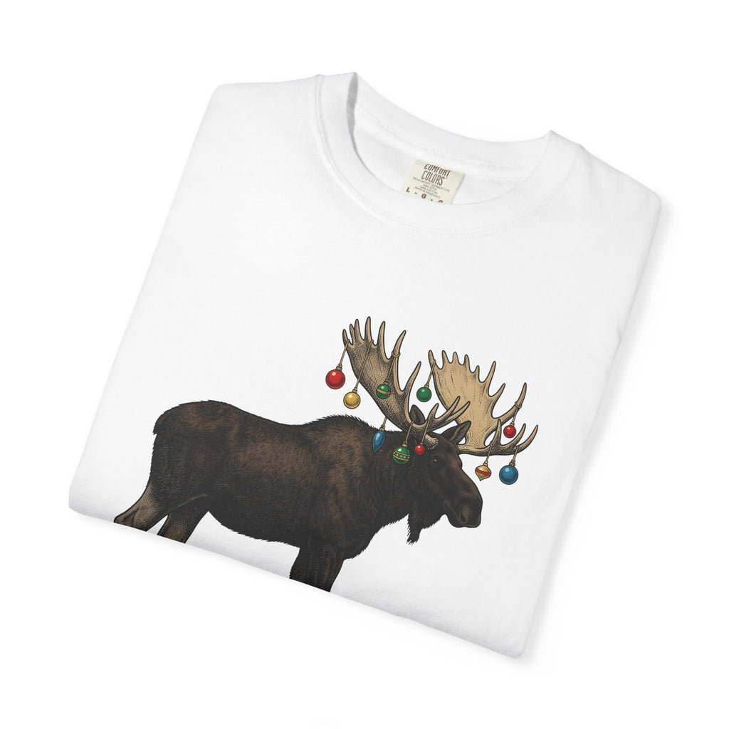 Elk Shirt Christmas Wildlife Gift Women Retro Tee Wapiti T-Shirt Xmas Fan Holiday Tshirt Wildlife Graphic Sketch Baubles Tshirt