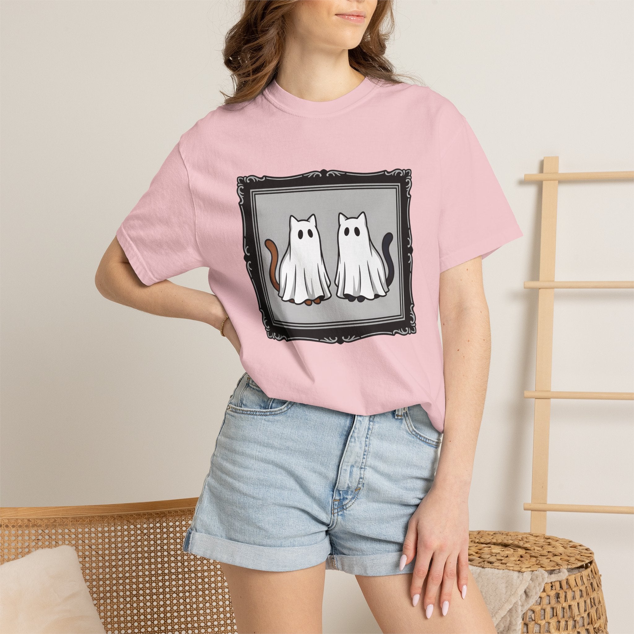 Ghost Cats Shirt Halloween Cat Gift Women Cartoon Tee Kitties T-Shirt Horror Fan Spooky Tshirt Feline Graphic Minimalist Ornate Frame Tshirt