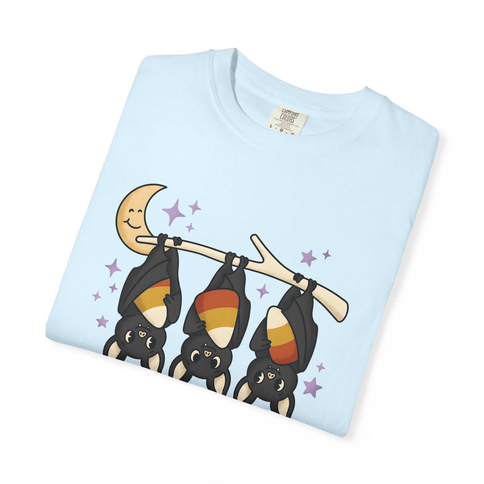 Bat Candy Corn Shirt Halloween Animal Gift Women Cute Tee Candy Corn T-Shirt Horror Fan Kawaii Tshirt Creature Graphic Cartoon Crescent Moon