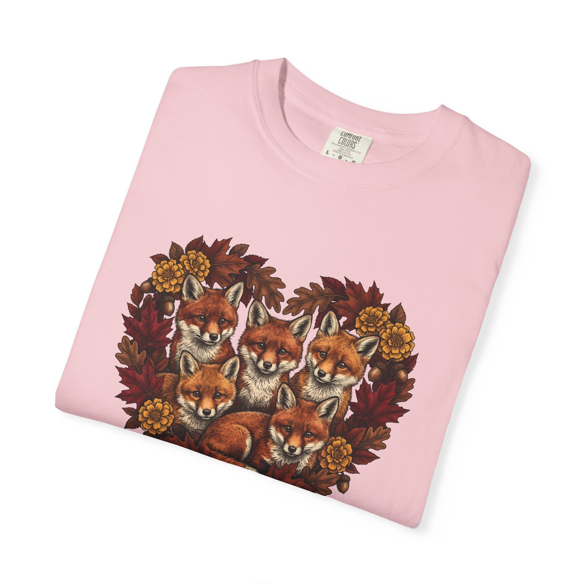 Fox Clan Shirt St. Valentine's Day Fauna Gift Women Nature Tee Fox T-Shirt Valentine Fan Naturalistic Tshirt Wildlife Graphic Antique Heart