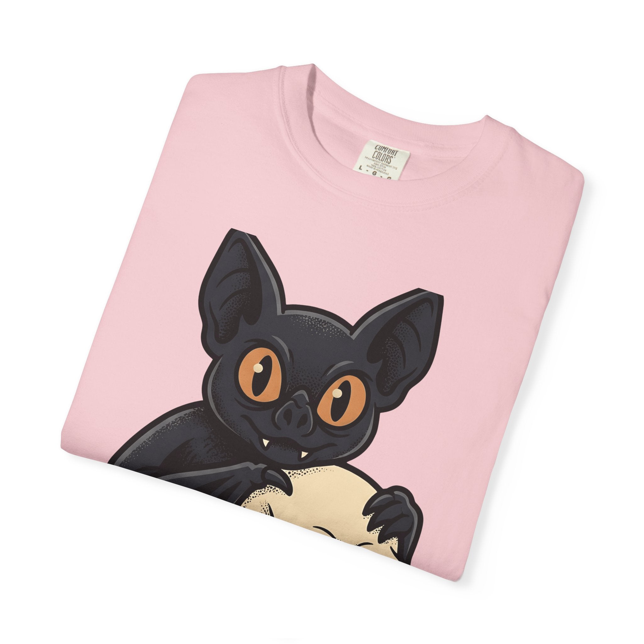 Bat Skull Shirt Halloween Gothic Gift Women Cartoon Tee Skull T-Shirt Horror Fan Spooky Tshirt Dark Graphic Vintage Eyes Tshirt