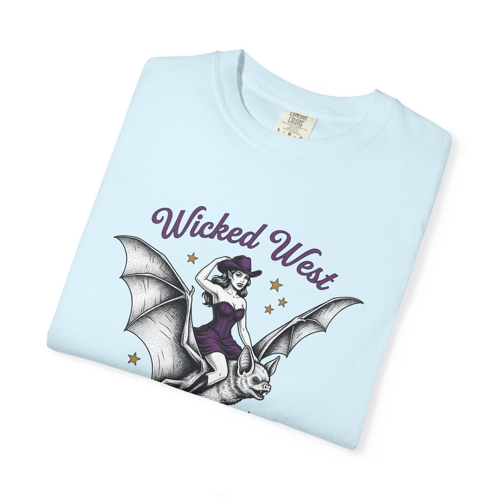 Cowgirl Bat Shirt Halloween Gothic Gift Women Vintage Tee Baseball Bat T-Shirt Horror Fan Dark Tshirt Gothic Graphic Retro Stars Tshirt