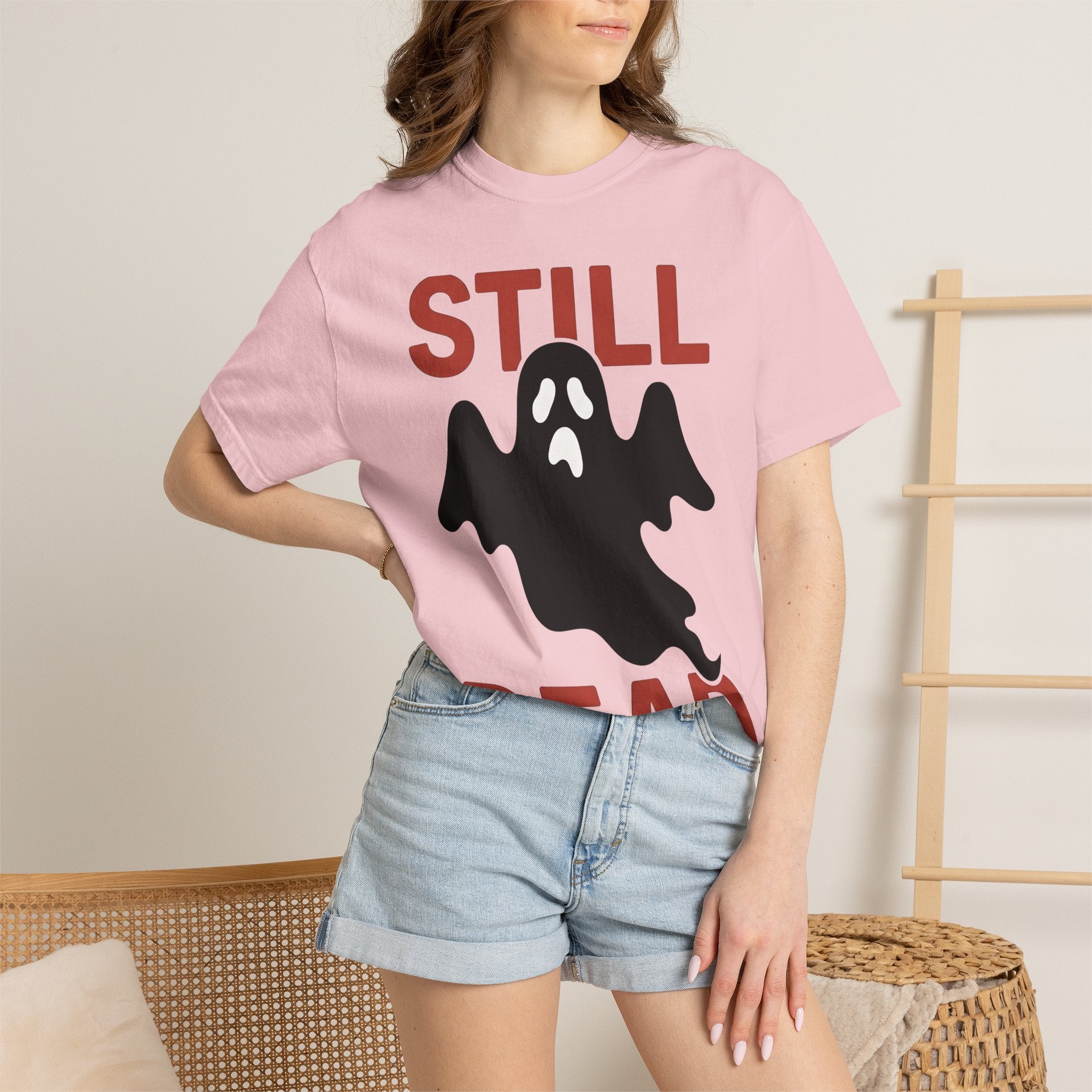 Ghost Graphic Shirt Halloween Humor Gift Women Bold Tee Specter T-Shirt Horror Fan Graphic Tshirt Funny Graphic Minimalist Spooky Face