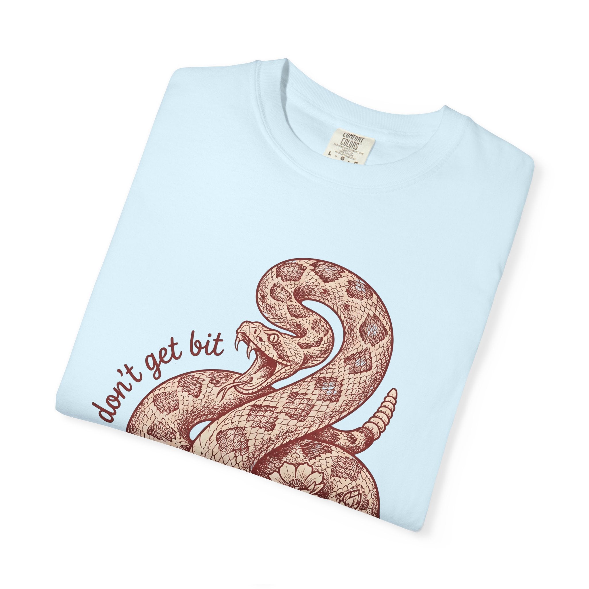 Rattlesnake Graphic Shirt Cowgirl Outdoors Gift Women Vintage Tee Snake T-Shirt Cowboy Fan Retro Tshirt Adventure Graphic Western Cactus