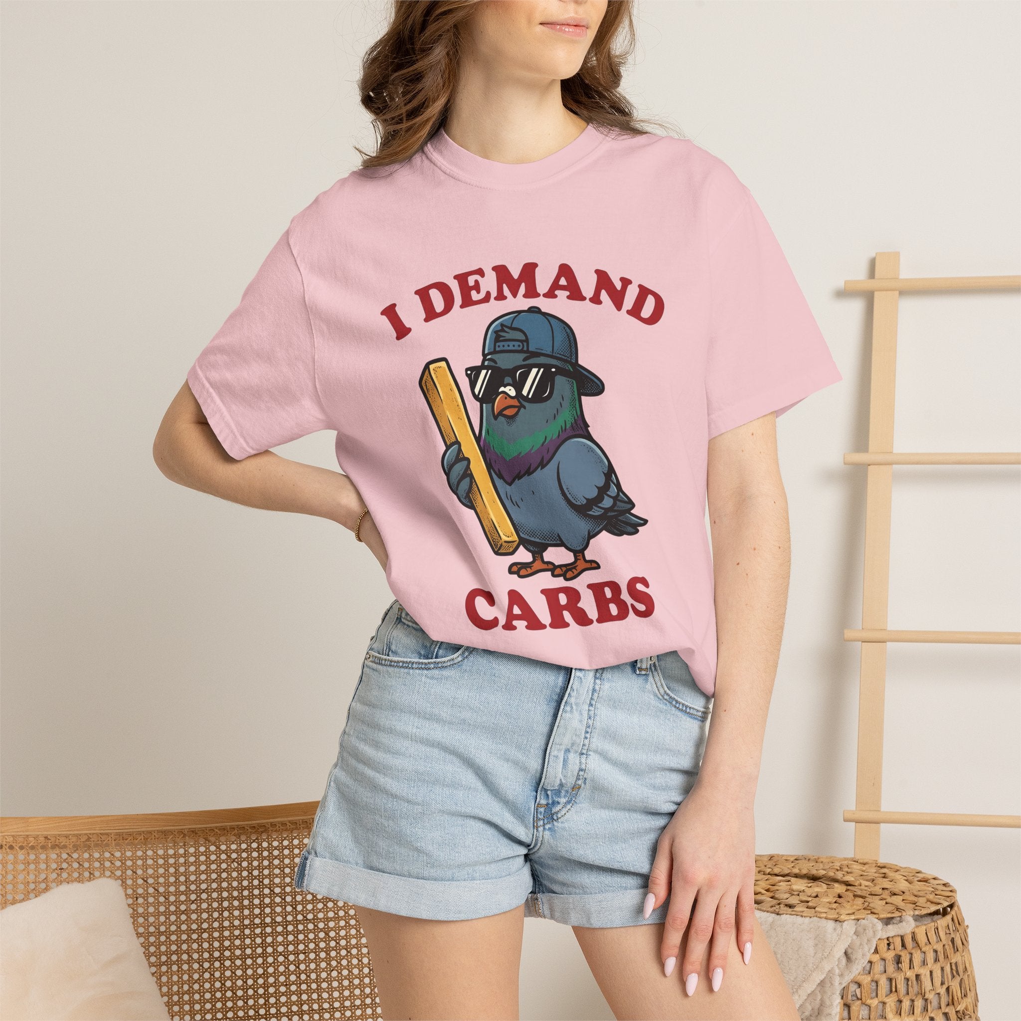 Pigeon Bread Shirt Funny Foodie Gift Women Cartoon Tee Birdseed T-Shirt Humor Fan Comic Tshirt Gourmet Graphic Retro Sunglasses Tshirt