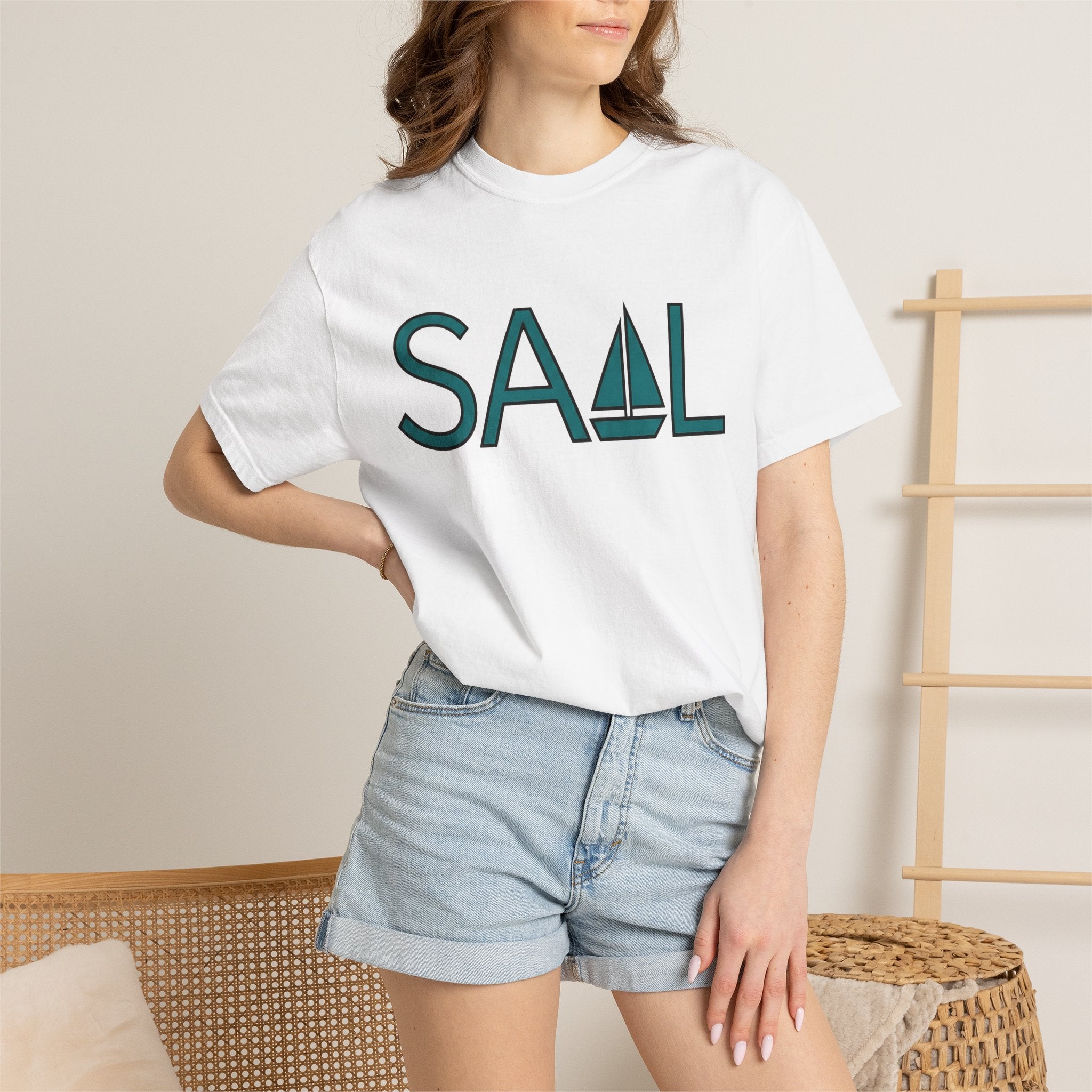 Sailboat Art Shirt Sailing Ocean Gift Women Basic Tee Yacht T-Shirt Sailor Fan Sailing Graphic Sea Design Trendy Boat Tshirt