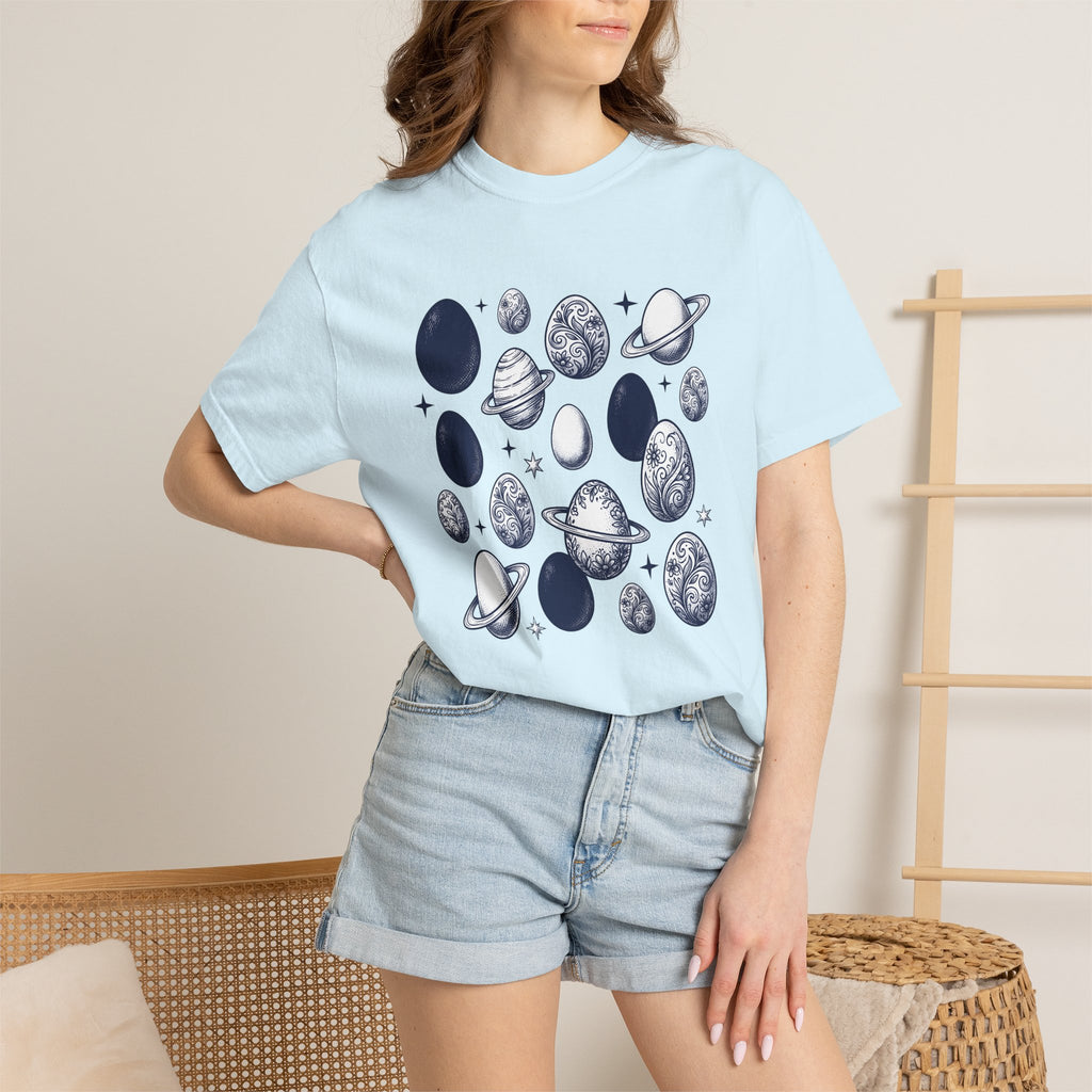 Painted Easter Eggs Shirt Easter Galaxy Gift Women Retro Tee Easter Eggs T-Shirt Easter Fan Vintage Tshirt Space Graphic Sketch Orbital