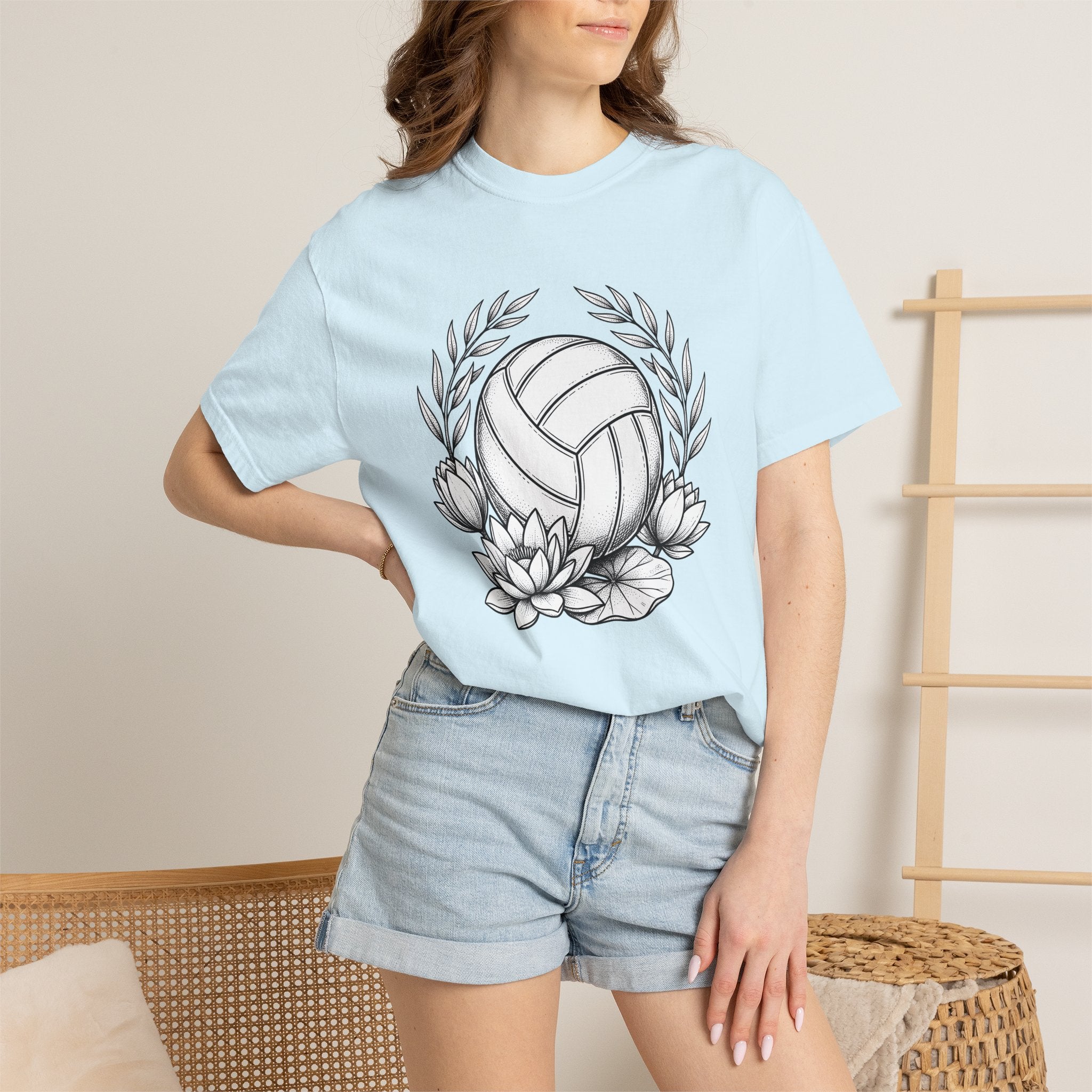 Volleyball Bloom Shirt Volleyball Petal Gift Women Outline Tee Volleyball T-Shirt Volleyball Fan Minimalist Tshirt Floral Graphic Tee