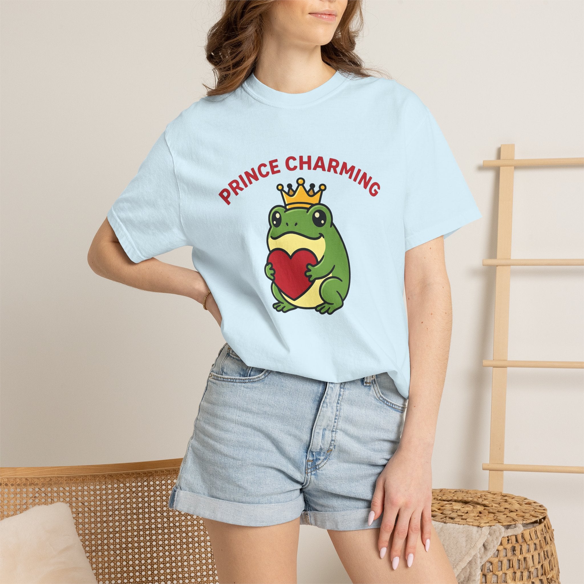 Frog Crown Shirt St. Valentine's Day Creature Gift Women Kawaii Tee Toad T-Shirt Valentine Fan Cute Tshirt Animal Graphic Animated Heart