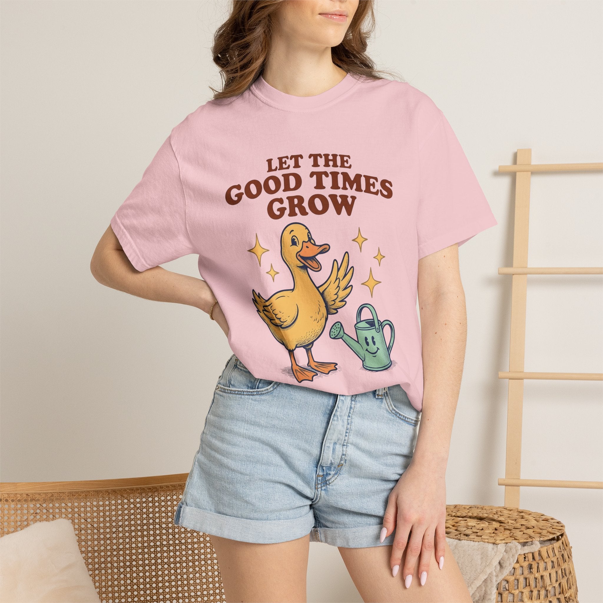 Duck Garden Decor Shirt Gardening Pets Gift Women Farmhouse Tee Duck Statue T-Shirt Gardener Enthusiast Rustic Tshirt Animal Graphic Doodle