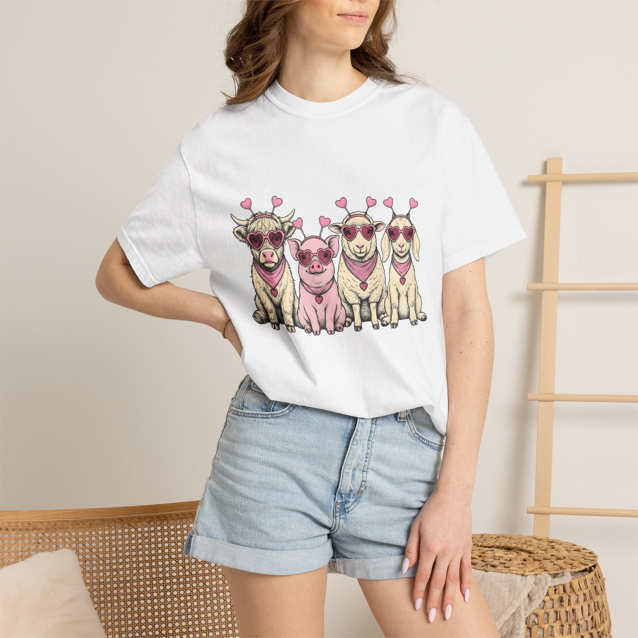 Barnyard Animals Shirt St Valentines Day Pets Gift Women Sketch Tee Farm Animals T-Shirt Valentine Fan Drawings Tshirt Animal Graphic Retro